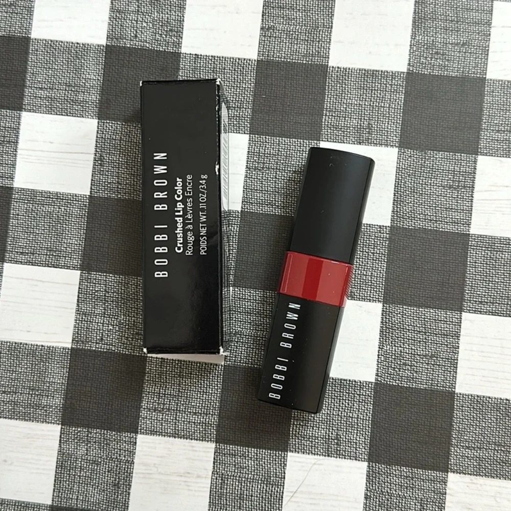 Bobbi Brown Lipstick $33msrp - Regal Red